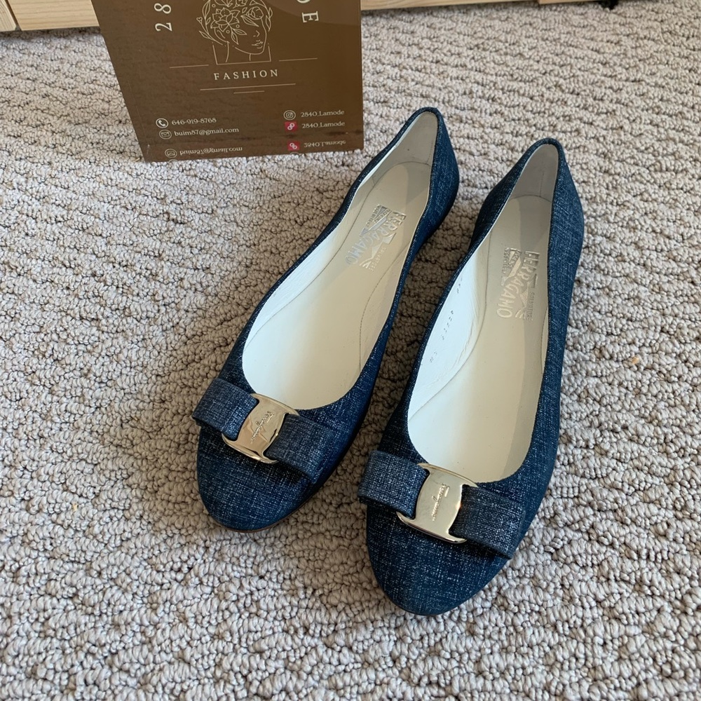 Salvatore Ferragamo size 7.5